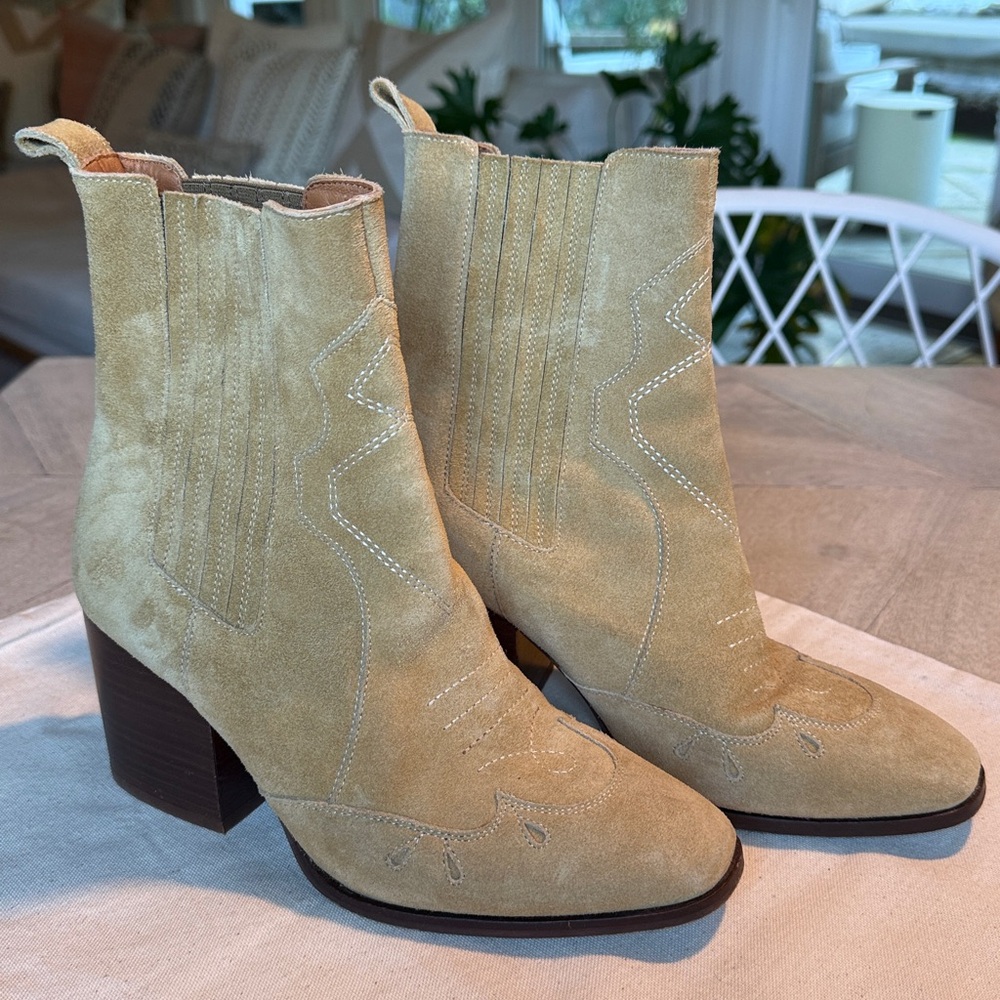 SÉZANE Frankie Mid Heel Boots in Tan Camel Suede Leather sz US 7 / FR 8 EUC - Picture 5 of 15